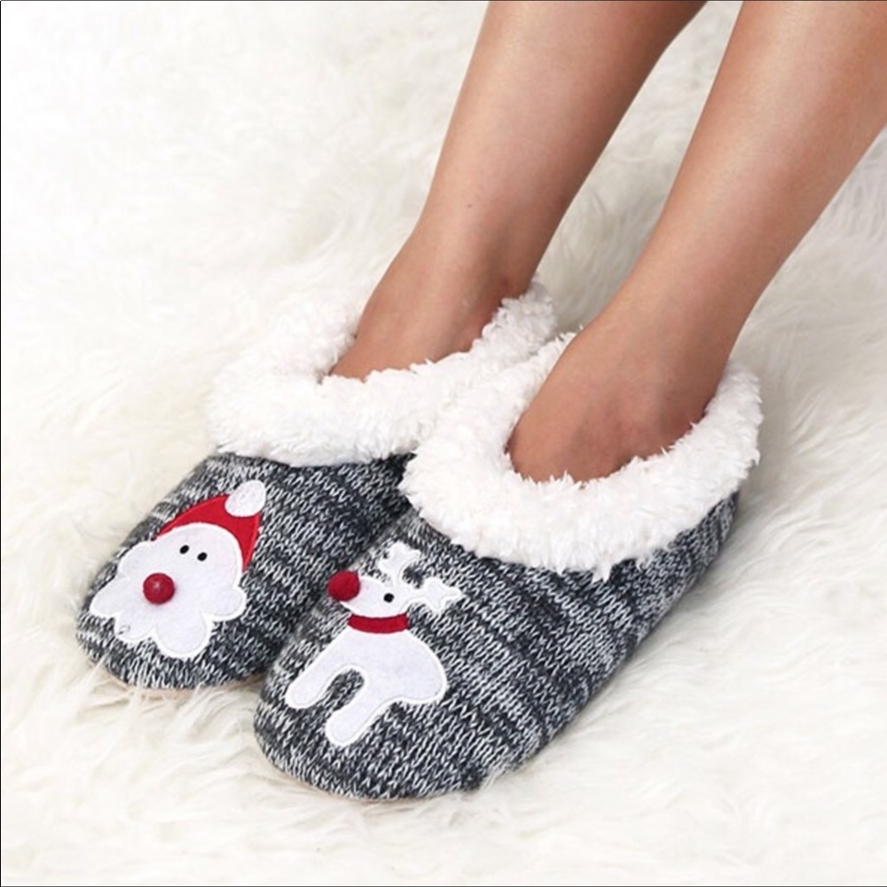 Grey Santa Christmas Slippers. Size S/M. NWT